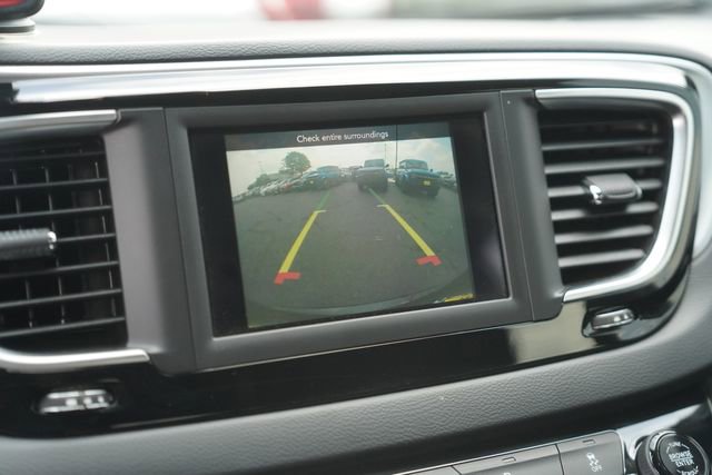 Used 2019 Chrysler Pacifica Touring Plus w/ S Appearance Package FWD image 30