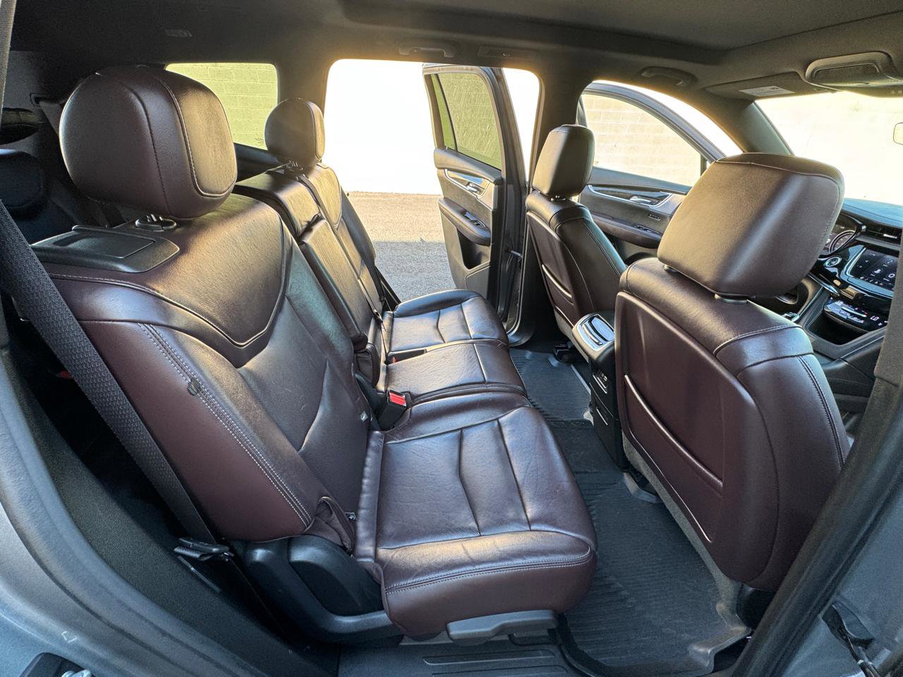 Used 2020 Cadillac XT6 Premium Luxury FWD image 25