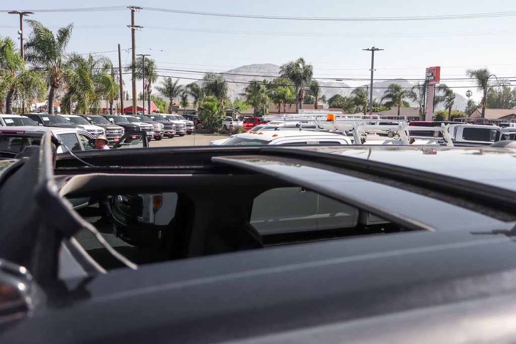 Used 2021 Ford F350 Lariat AWD/4WD image 28