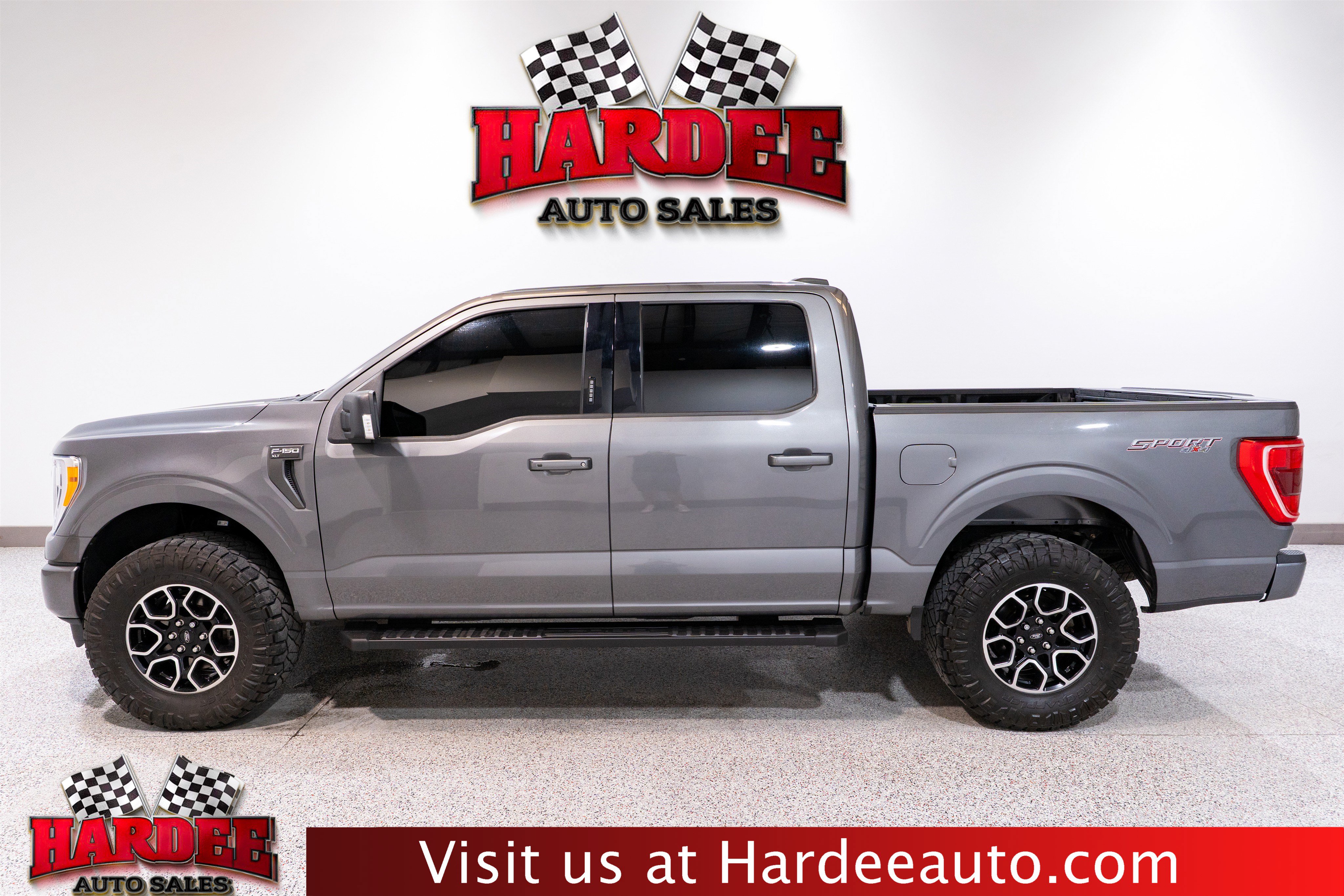 Used 2022 Ford F150 XLT w/ Equipment Group 302A High AWD/4WD image 1