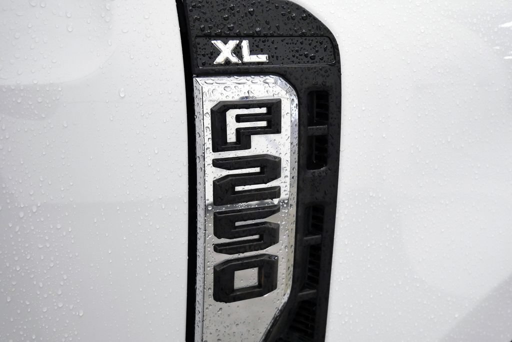 Used 2024 Ford F250 XL w/ FX4 Off-Road Package AWD/4WD image 9