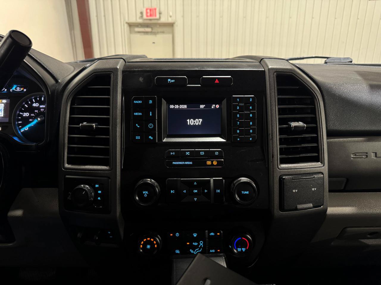 Used 2020 Ford F250 XL w/ Power Equipment Group AWD/4WD image 27