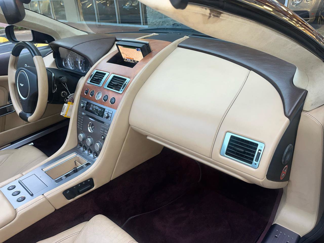 Used 2007 Aston Martin DB9 Volante RWD image 37