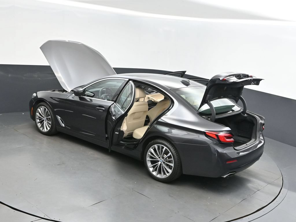 Used 2022 BMW 540i w/ Premium Package RWD image 48