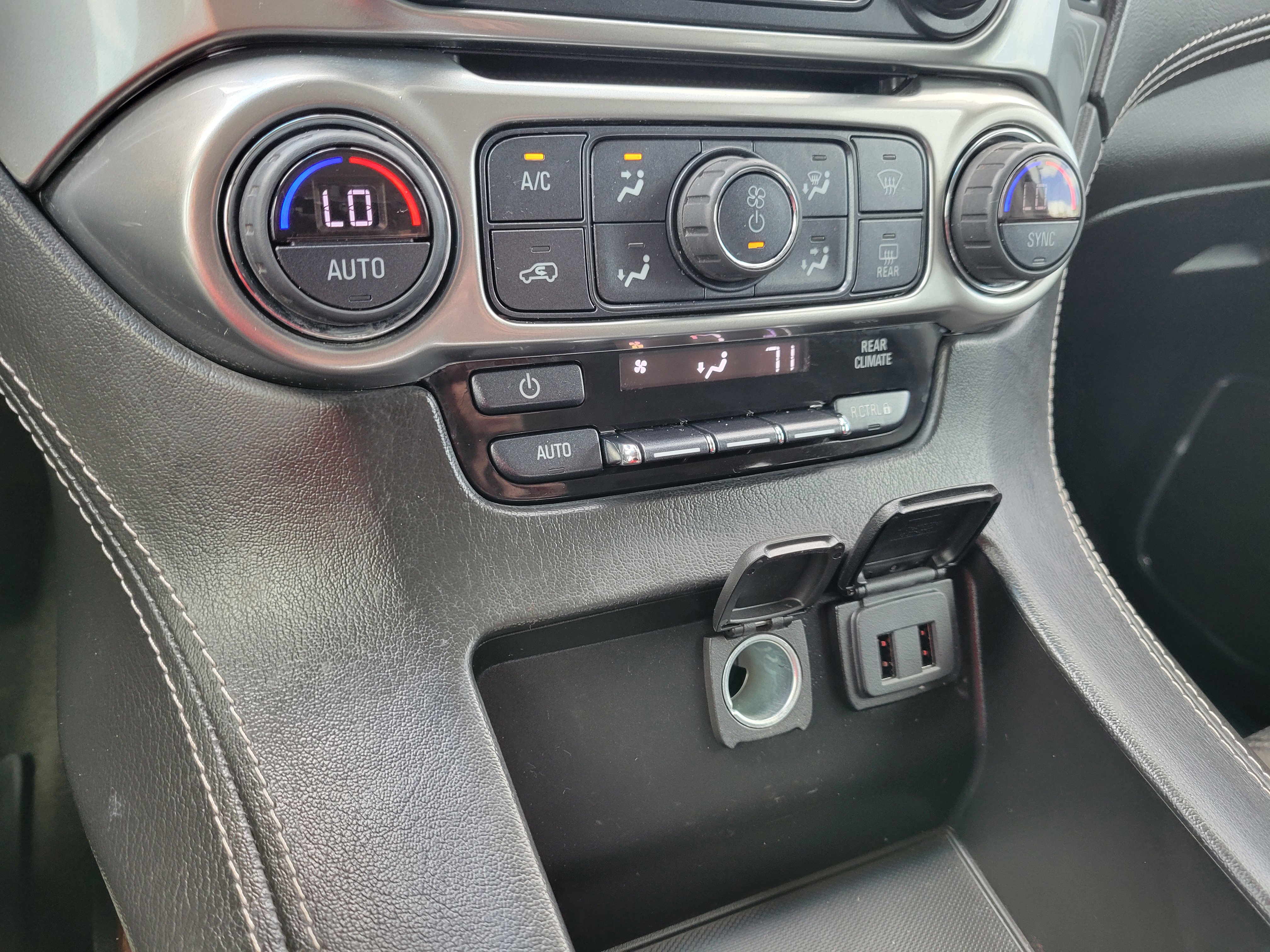 Certified 2018 Chevrolet Tahoe LS w/ All-Season Package RWD image 20