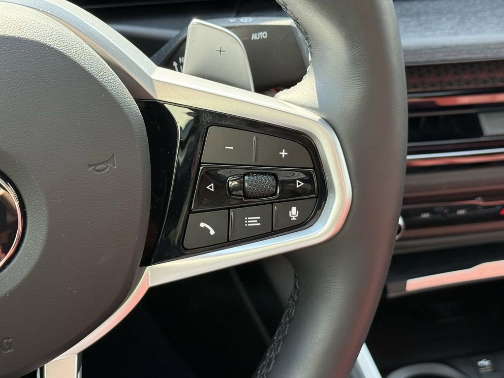 Used 2025 BMW 330i xDrive Sedan w/ M Sport Package image 22