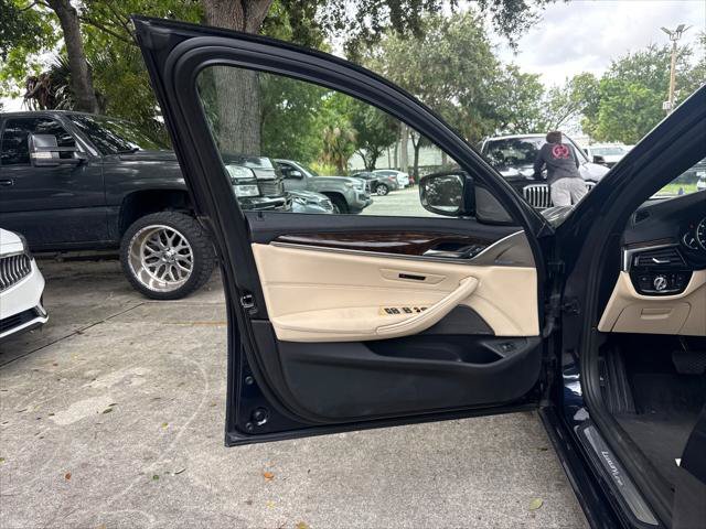 Used 2018 BMW 540i RWD image 14