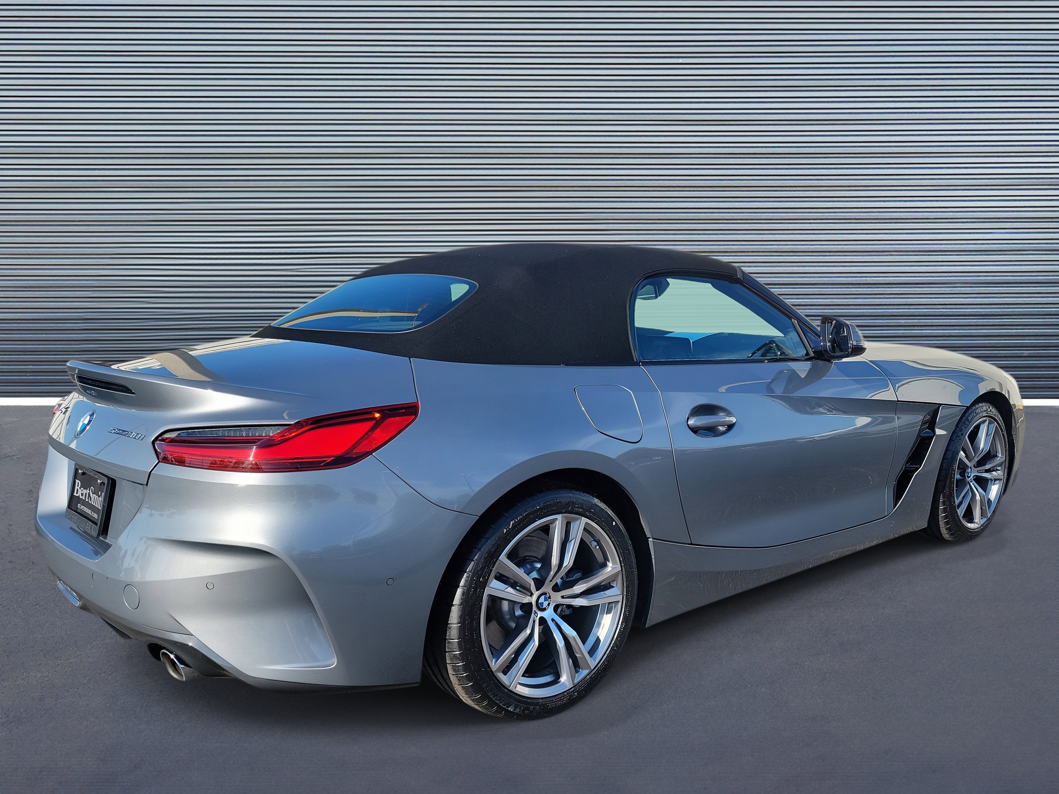Used 2025 BMW Z4 sDrive30i image 3