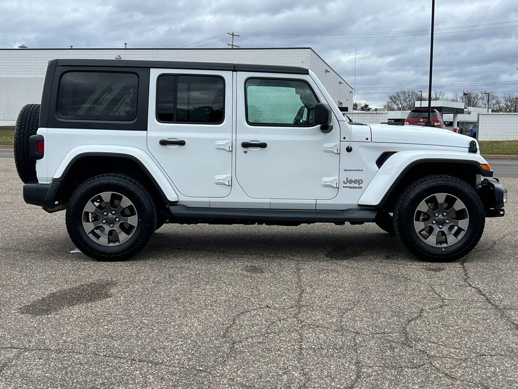 Used 2018 Jeep Wrangler Unlimited Sahara image 45