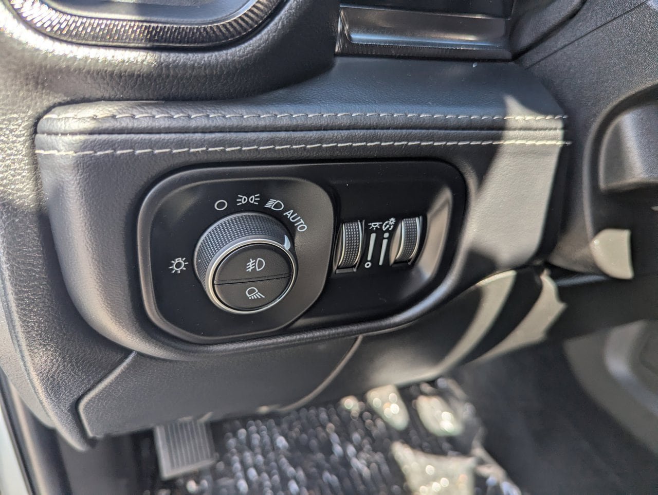 Used 2025 RAM 2500 Rebel w/ Rebel Level 2 Equipment Group AWD/4WD image 23