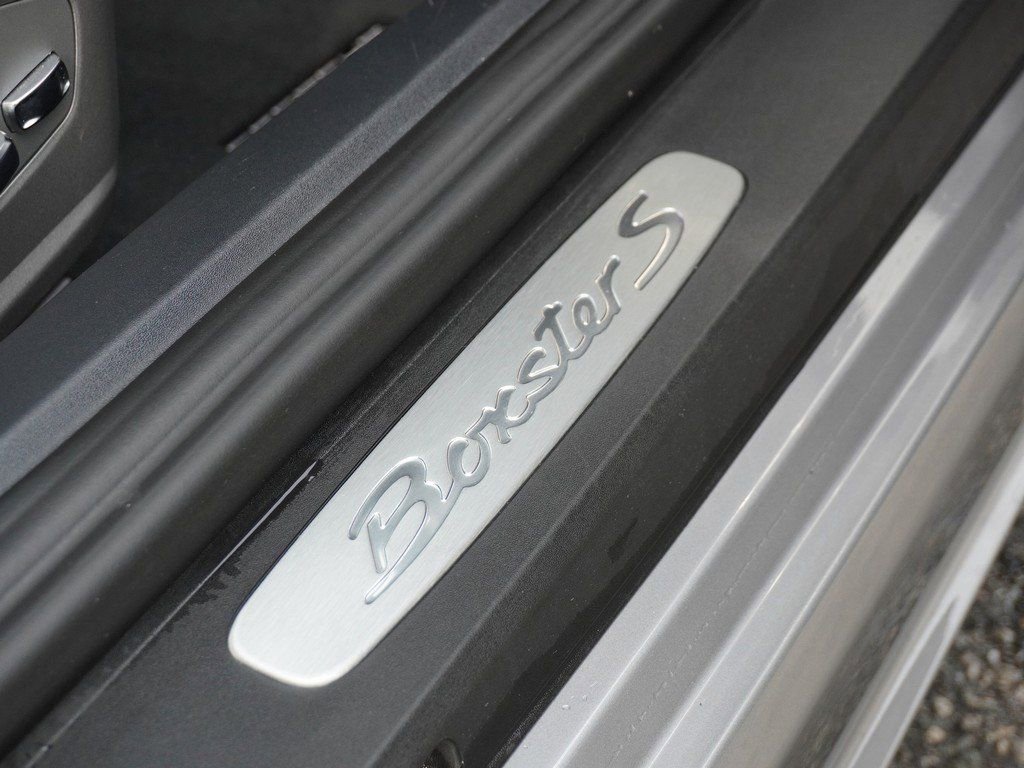 Used 2023 Porsche 718 Boxster S w/ Sport Chrono Package image 34