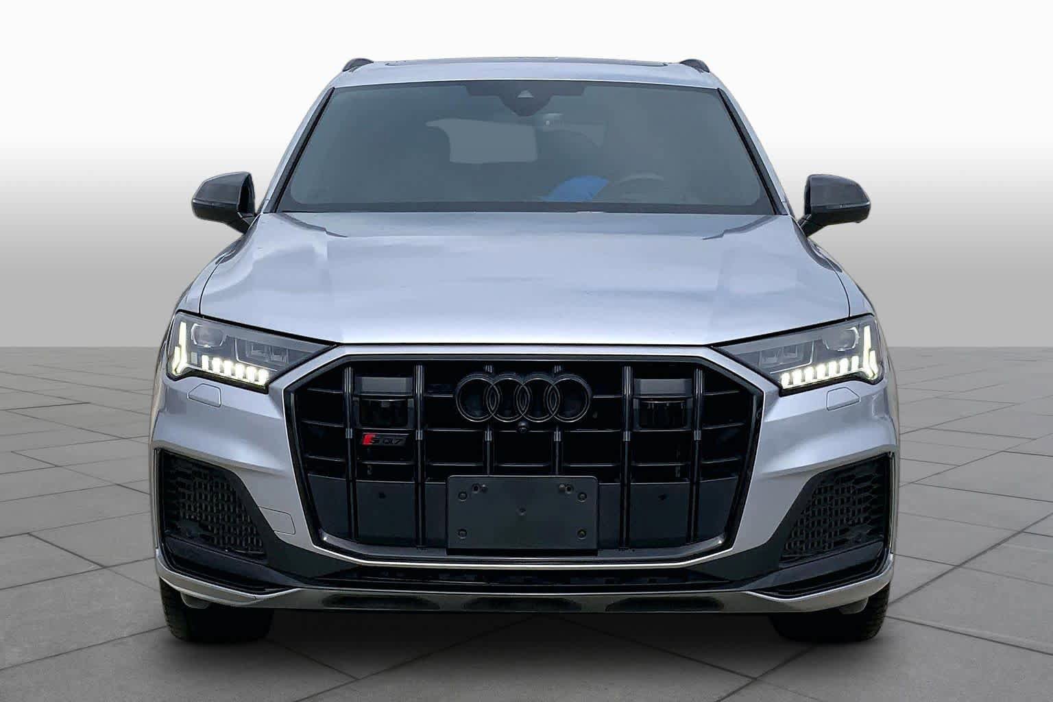 Used 2021 Audi SQ7 Prestige AWD/4WD image 3