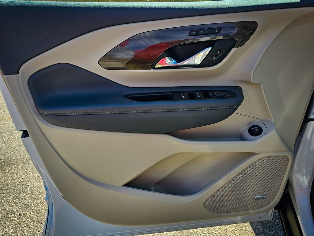 Certified 2023 GMC Terrain Denali w/ Denali Premium Package image 5
