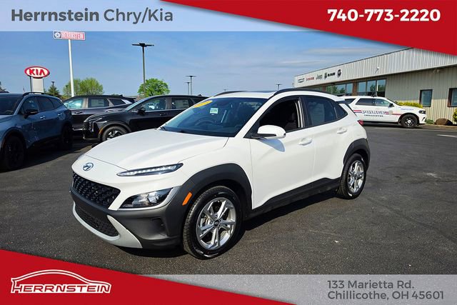 Used 2023 Hyundai Kona SEL w/ Convenience Package FWD image 3
