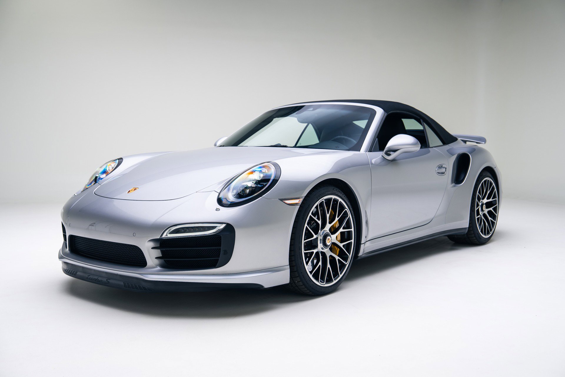 Used 2016 Porsche 911 Turbo S image 43