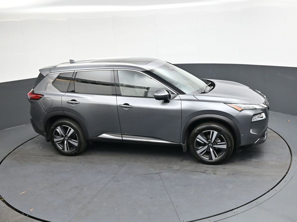 Used 2023 Nissan Rogue SL w/ SL Premium Package image 26