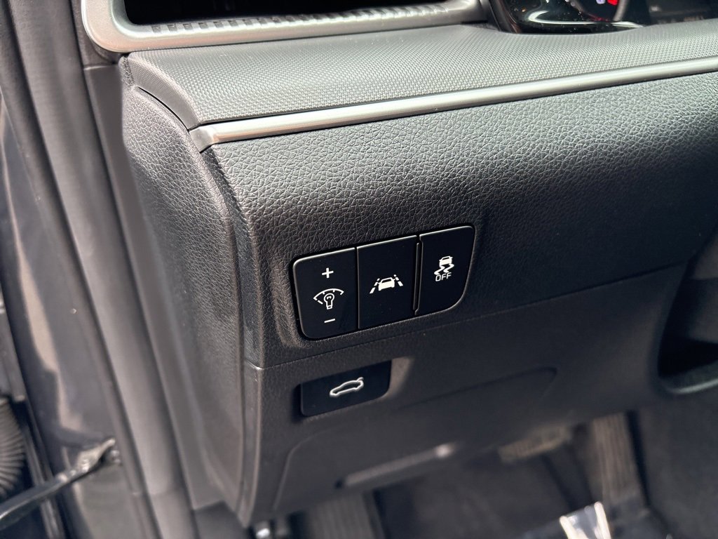 Used 2023 Kia K5 LXS image 21