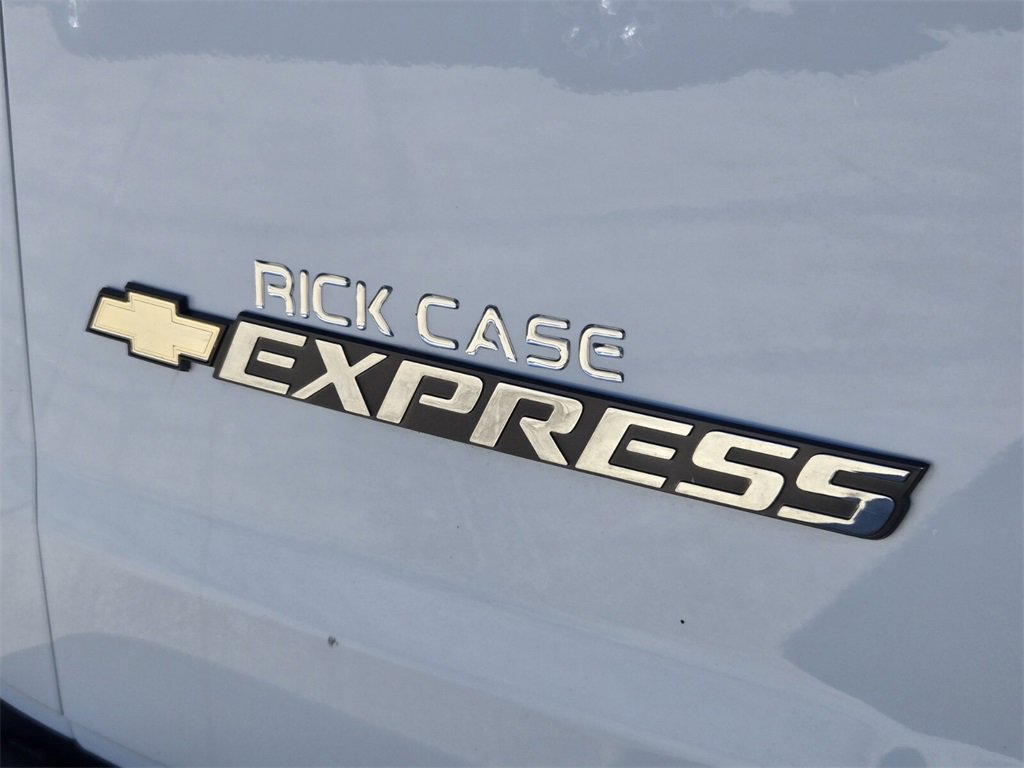 Used 2023 Chevrolet Express 2500 w/ Driver Convenience Package image 13