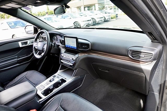 Used 2020 Ford Explorer Limited RWD image 10