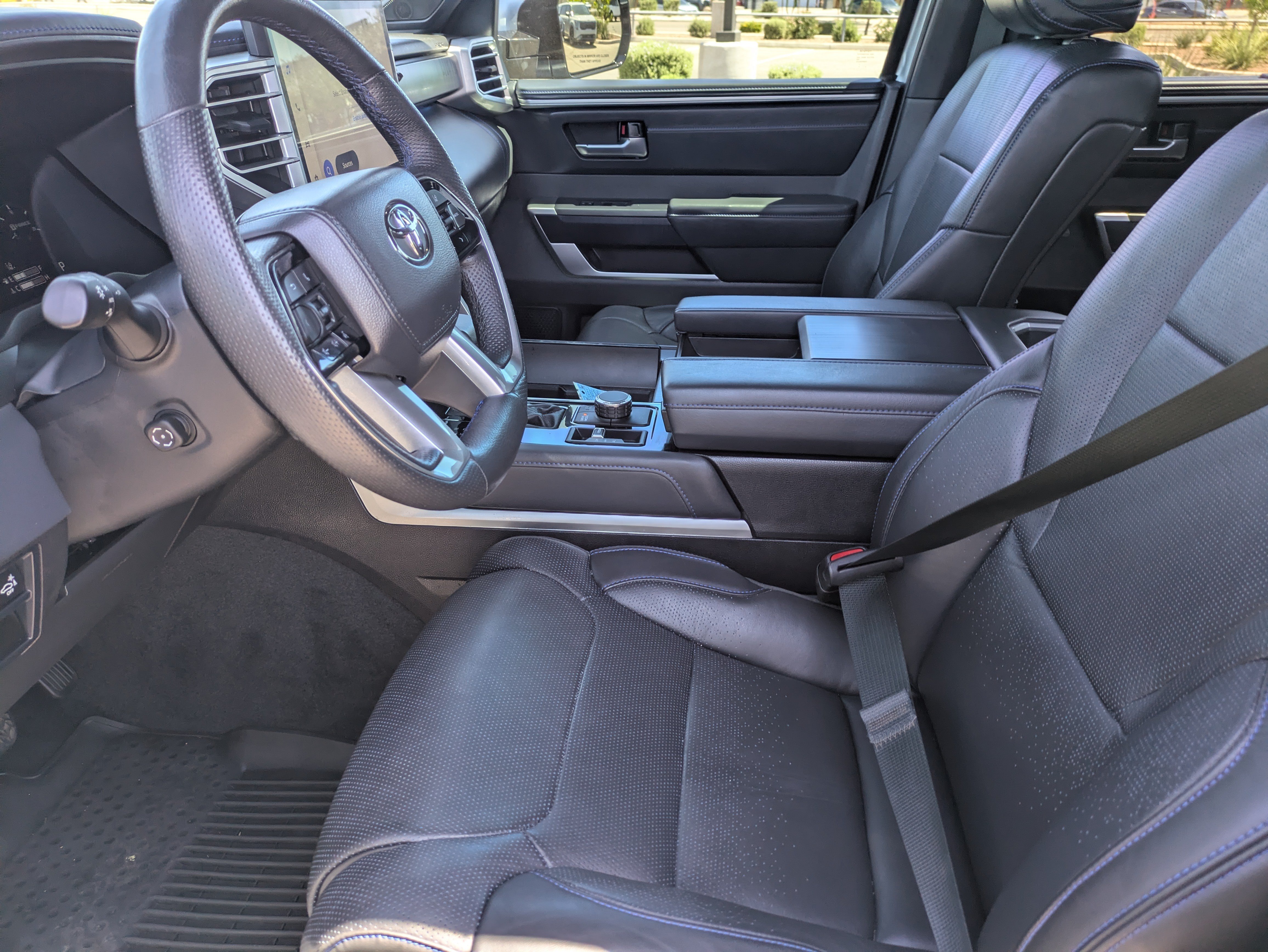 Used 2024 Toyota Tundra Platinum AWD/4WD image 24