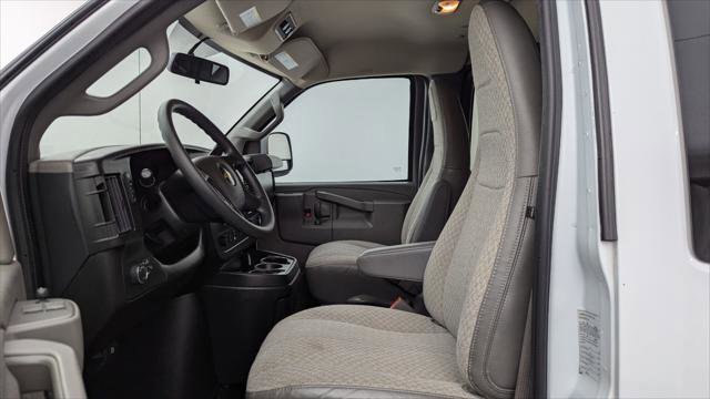 Used 2023 Chevrolet Express 3500 LS RWD image 14