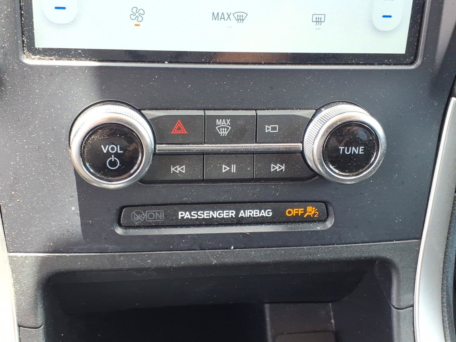 Used 2024 Ford Edge SE AWD/4WD image 21