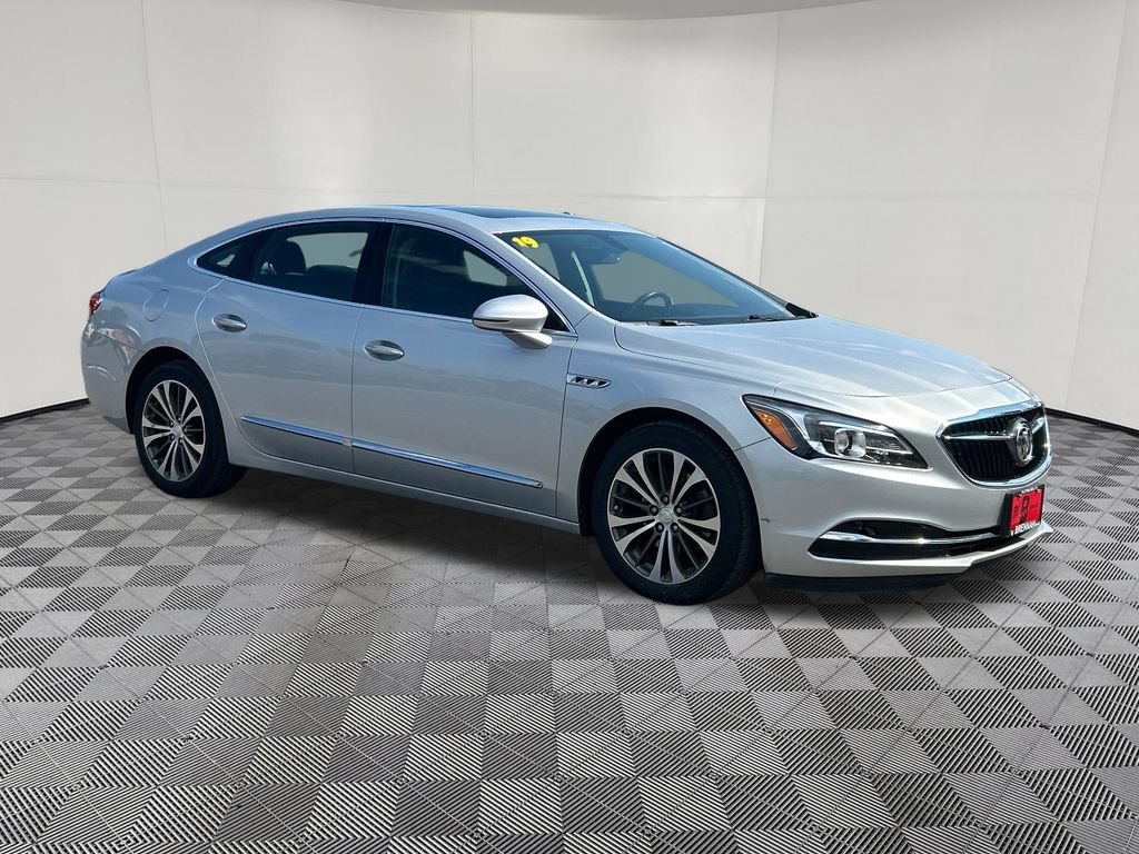 Certified 2019 Buick LaCrosse Essence w/ Sun and Shade Package AWD/4WD image 7