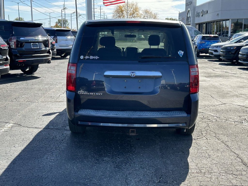 Used 2008 Dodge Grand Caravan SXT FWD image 5