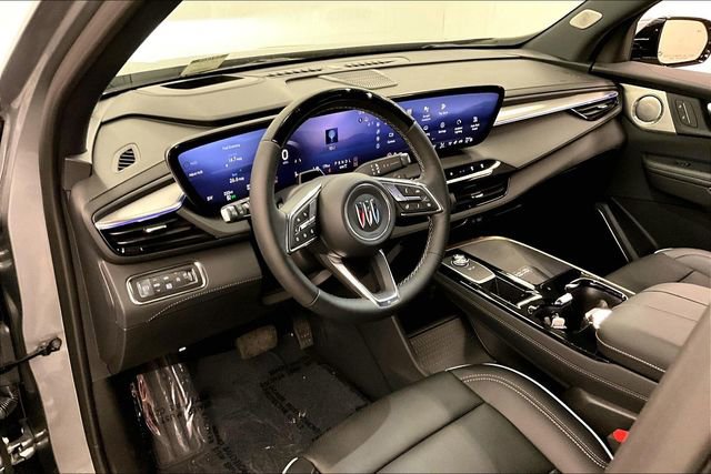 Used 2025 Buick Enclave Avenir w/ Super Cruise Package image 16