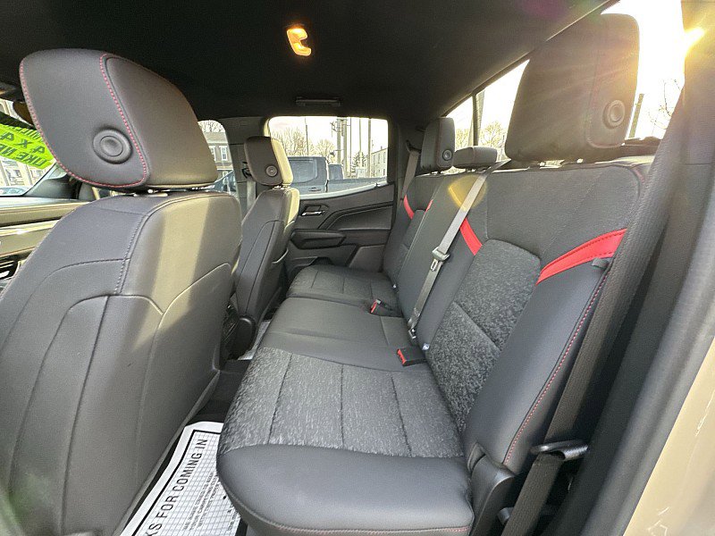 Certified 2024 Chevrolet Colorado Z71 w/ LPO, Dark Essentials Package image 18