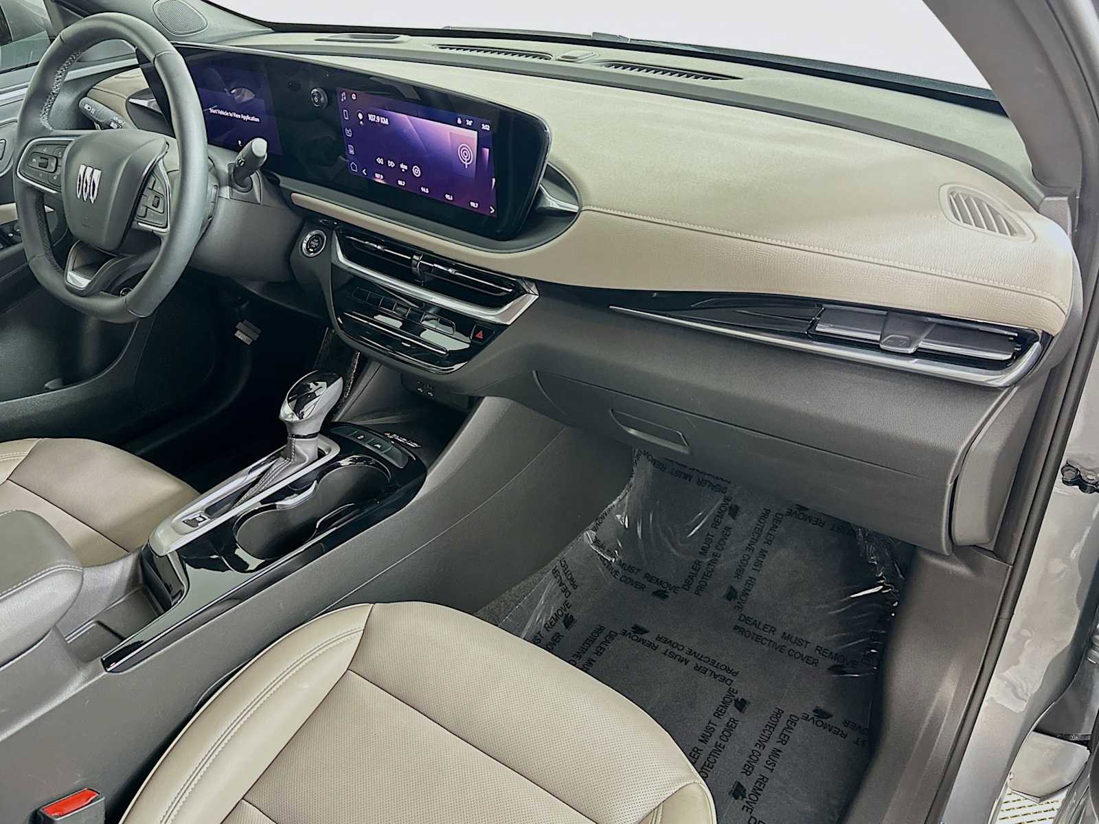 Used 2024 Buick Envista Avenir image 25