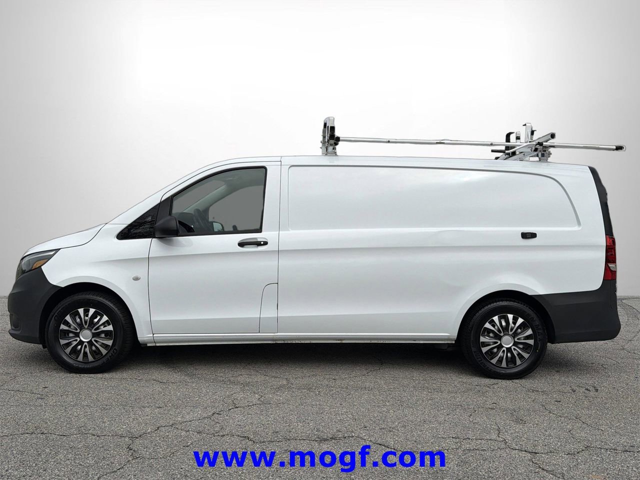 Used 2023 Mercedes-Benz Metris image 18