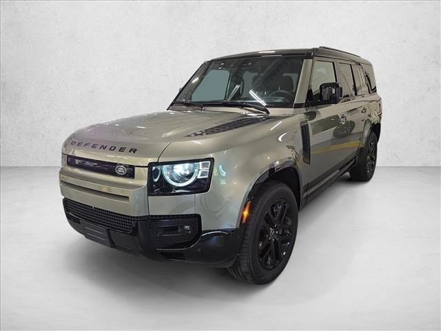 Used 2024 Land Rover Defender 130 X-Dynamic SE AWD/4WD video 1
