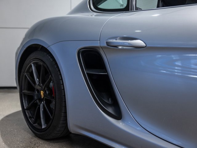 Used 2025 Porsche 718 Cayman GT4 image 17