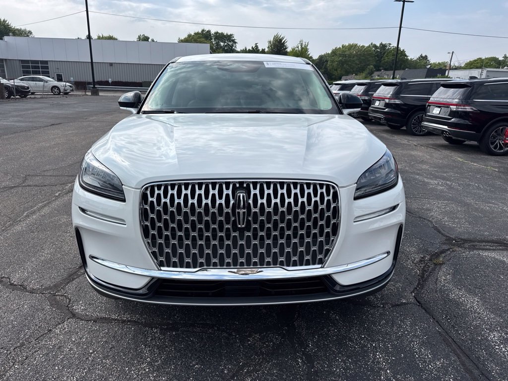 Used 2023 Lincoln Corsair FWD image 5