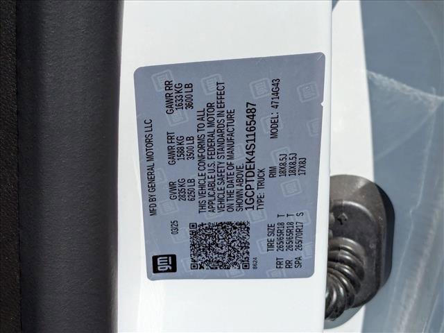 Used 2025 Chevrolet Colorado Z71 w/ Midnight Edition image 24