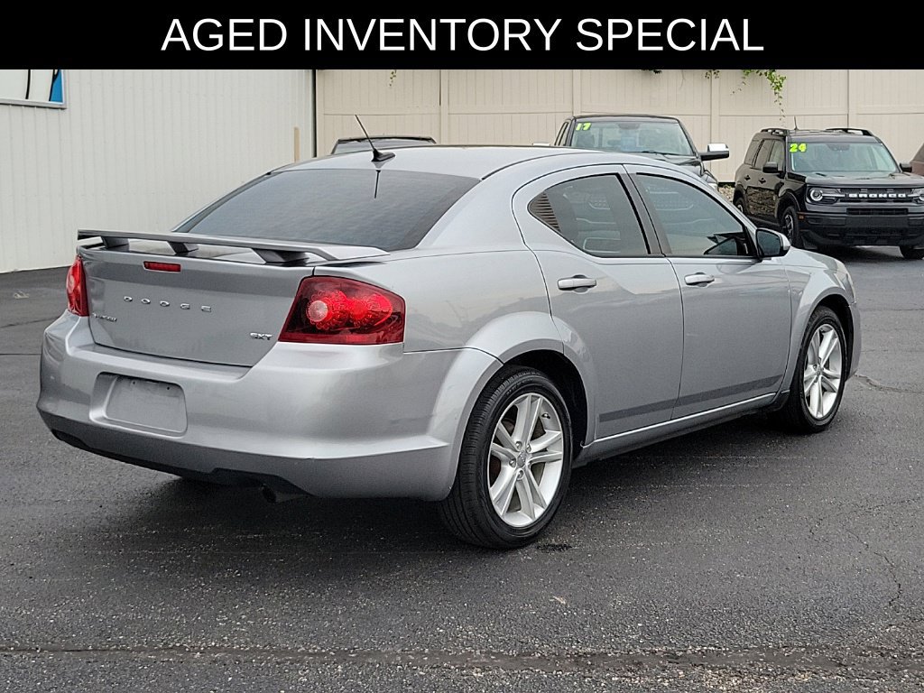 Used 2014 Dodge Avenger SXT FWD image 4