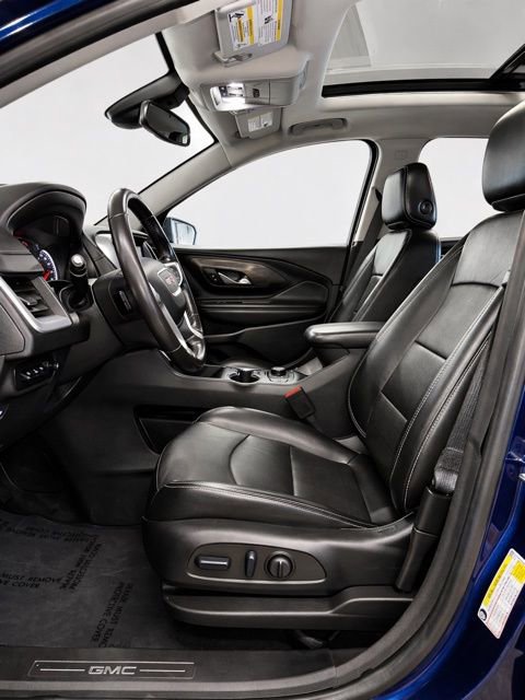 Used 2022 GMC Terrain SLT w/ Infotainment Package II AWD/4WD image 13