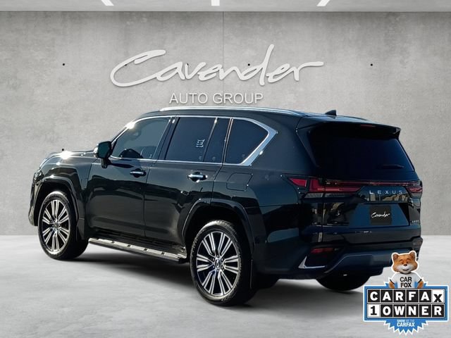 Used 2024 Lexus LX 600 4WD w/ Luxury Package image 14