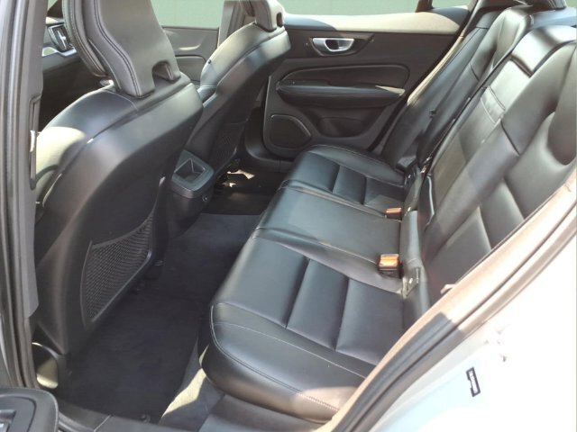 Used 2024 Volvo S60 B5 Core AWD/4WD image 16