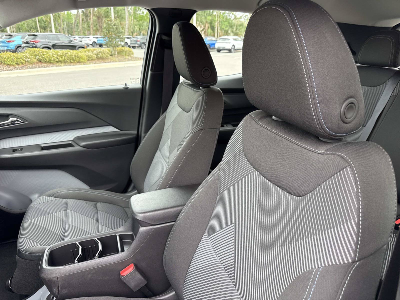 New 2027 Chevrolet Bolt LT w/ Comfort Package FWD image 20