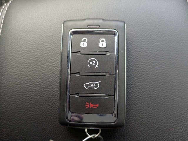 New 2026 Jeep Grand Cherokee L 2WD image 33