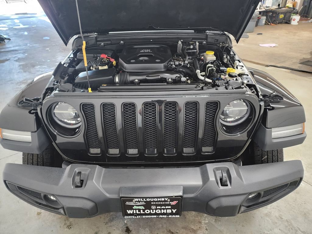 Used 2021 Jeep Wrangler Unlimited Sahara image 32