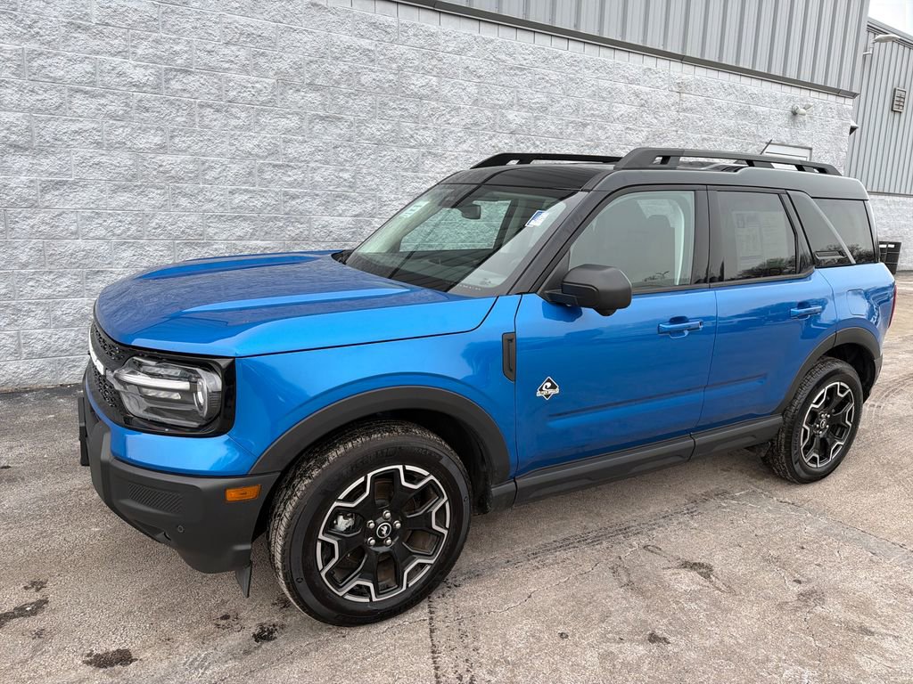 Used 2025 Ford Bronco Sport Outer Banks w/ Outer Banks Tech Package+ image 3