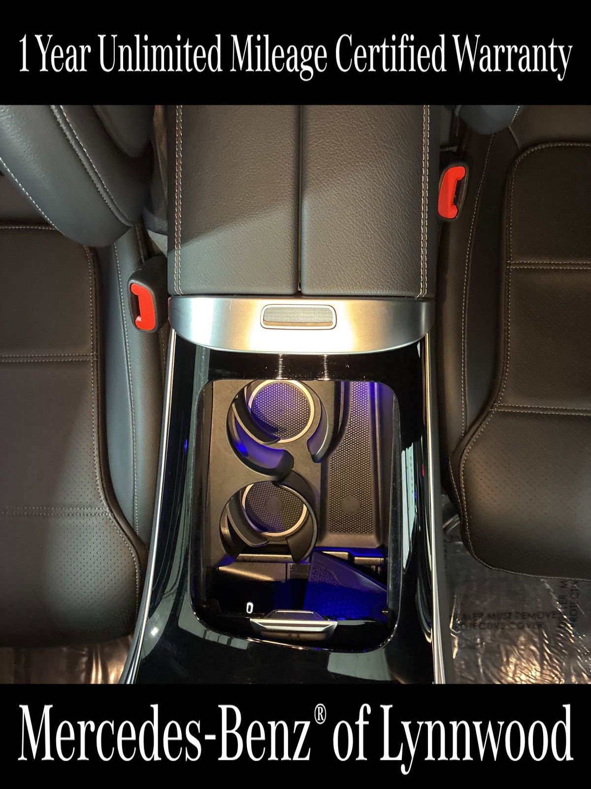 Used 2025 Mercedes-Benz GLC 300 4MATIC image 24