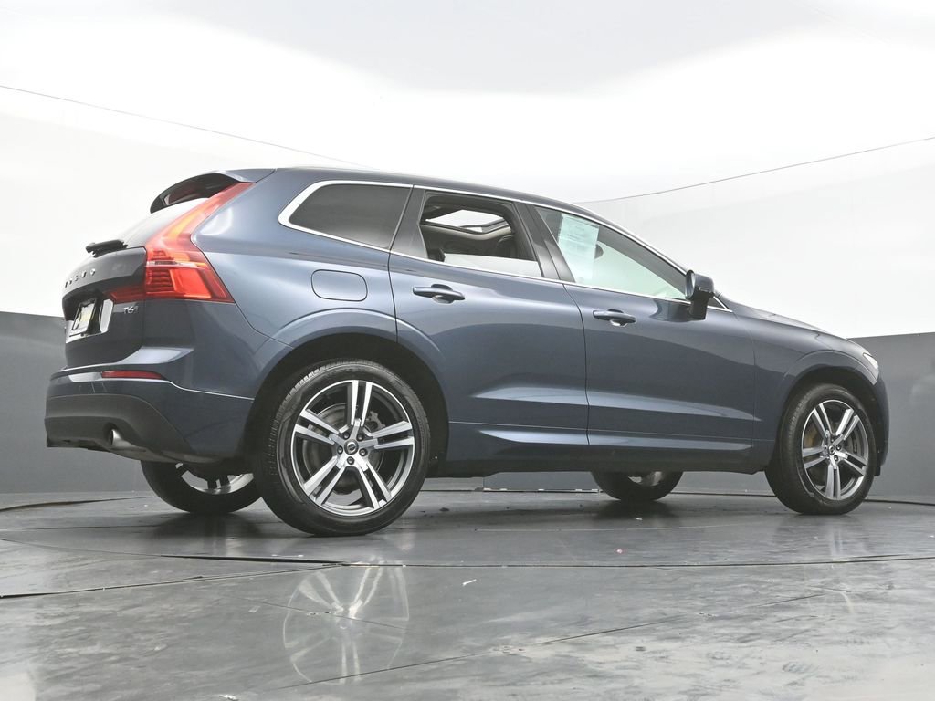 Used 2020 Volvo XC60 T6 Momentum image 38