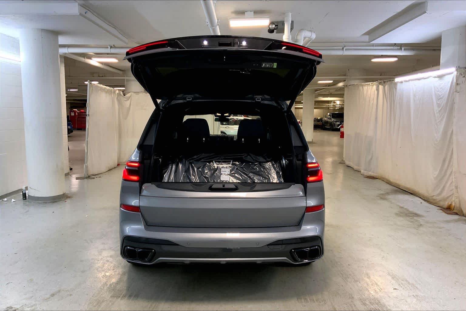 New 2027 BMW X7 M60i AWD/4WD image 20
