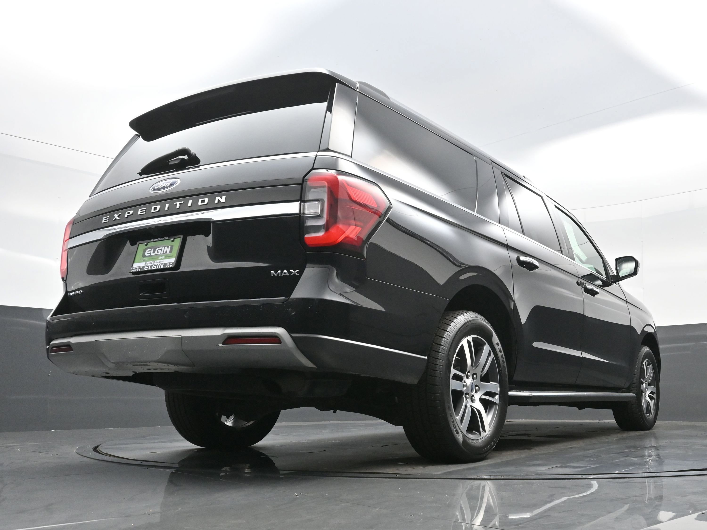 Used 2022 Ford Expedition Max Limited image 34