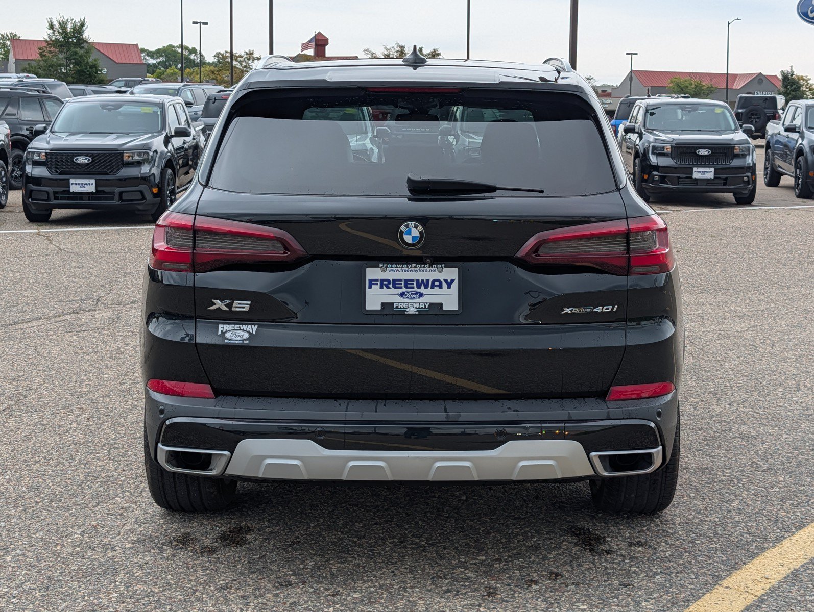 Used 2022 BMW X5 xDrive40i AWD/4WD image 4