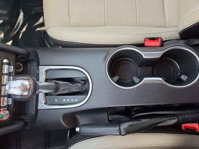 Used 2019 Ford Mustang Premium RWD image 23